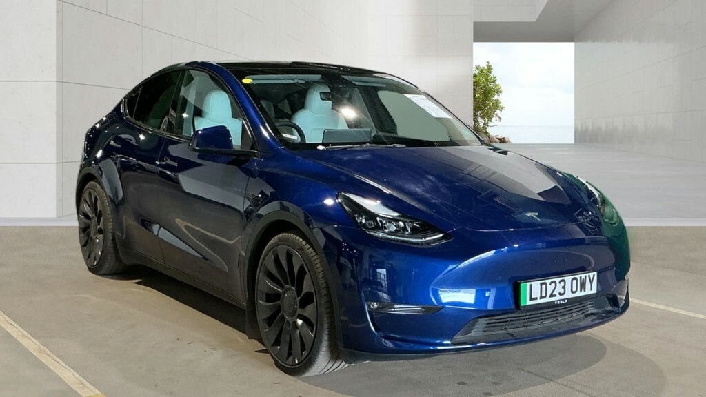 Tesla Model Y Performance Awd Blue