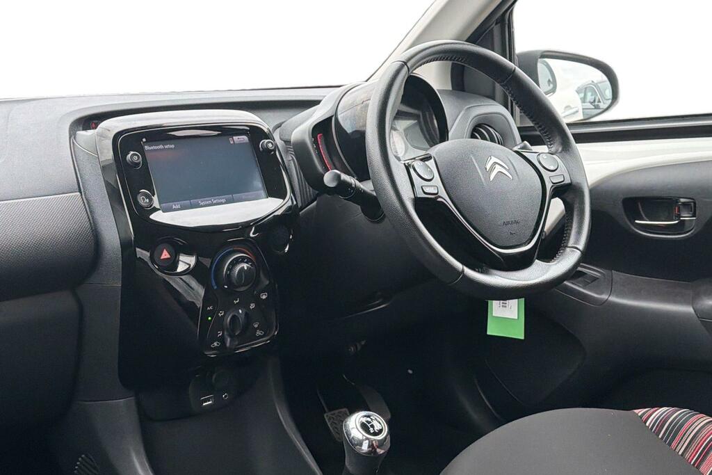 Citroen C1 1.0 Vti 72 Shine White #4