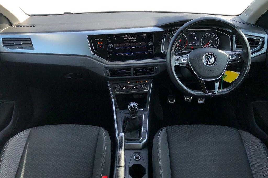 Volkswagen Polo Active Grey #4