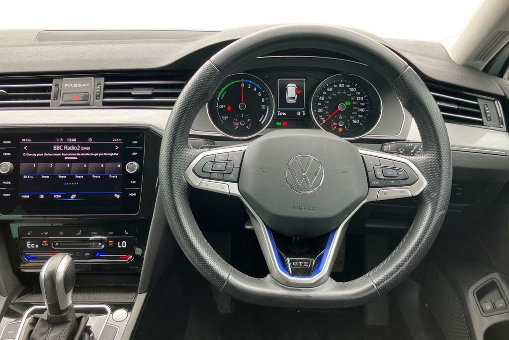 Volkswagen Passat 1.4 Tsi Phev Gte Dsg White #5