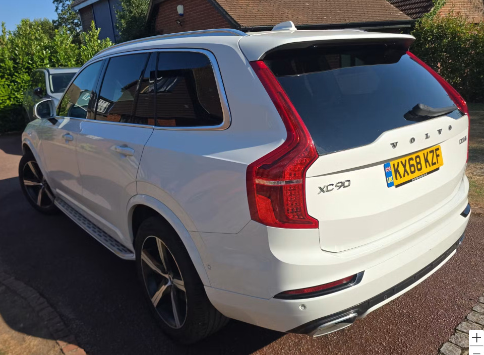 Volvo XC90 2.0 D5 Powerpulse R Design Awd Geartronic White #3