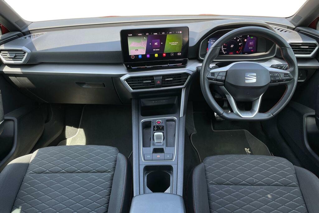 Seat Leon 1.5 Etsi 150 Fr First Edition Dsg Red #3