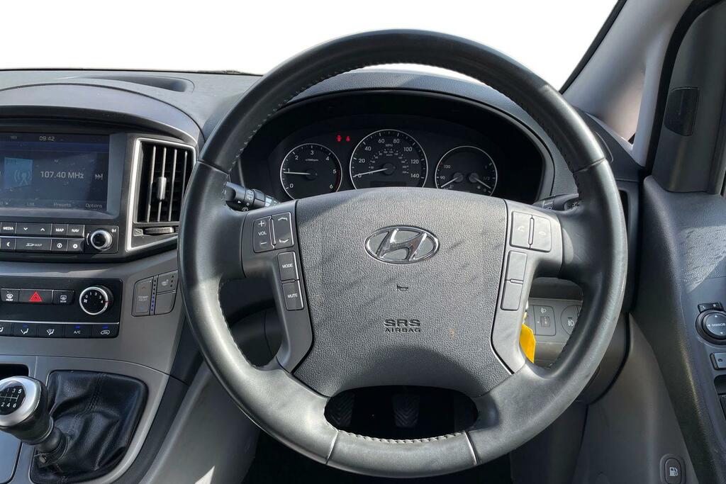 Hyundai I800 2.5 Crdi Se Nav Silver #5