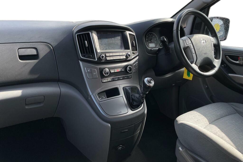 Hyundai I800 2.5 Crdi Se Nav Silver #4