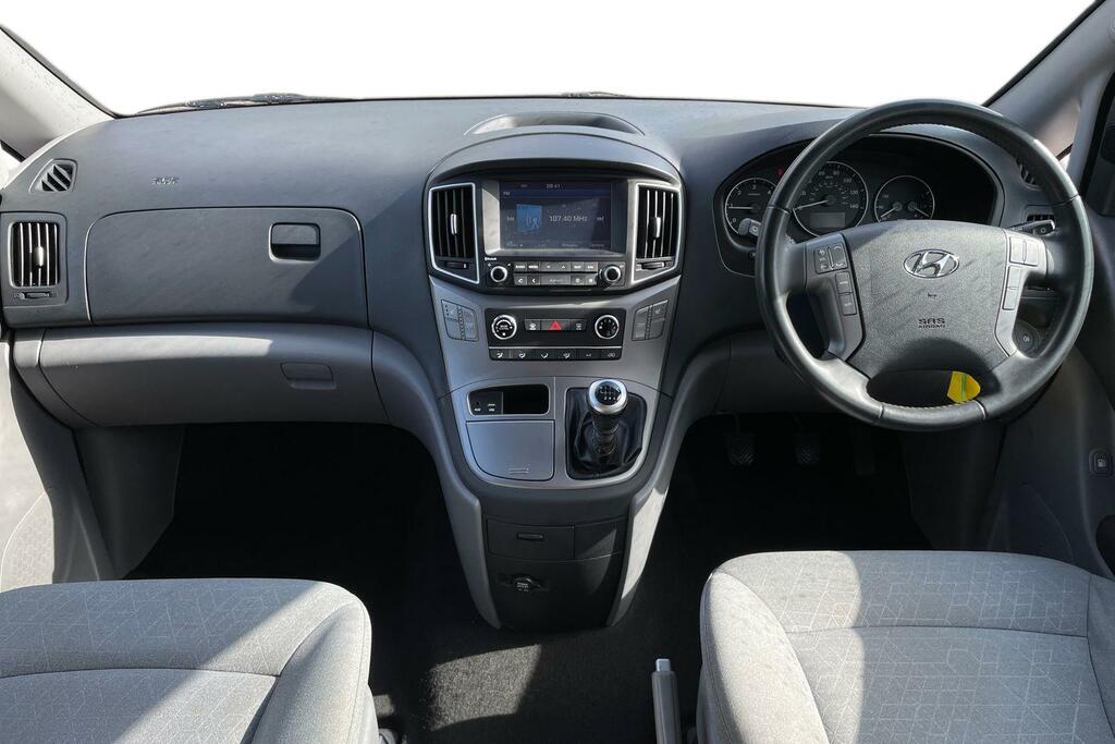 Hyundai I800 2.5 Crdi Se Nav Silver #3