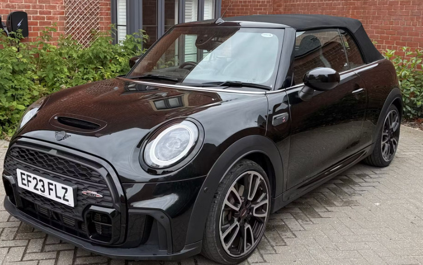 Mini Convertible 2.0 Cooper S Sport Premium Plus Black