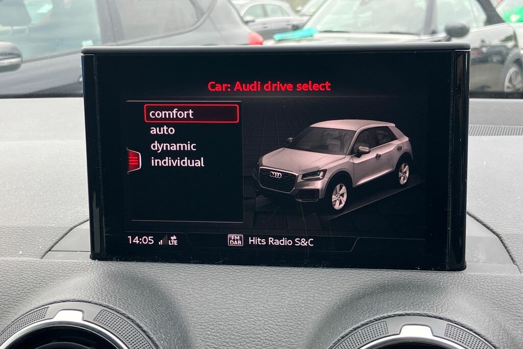 Audi Q2 Sq2 Quattro Black Edition S Tronic Black #10