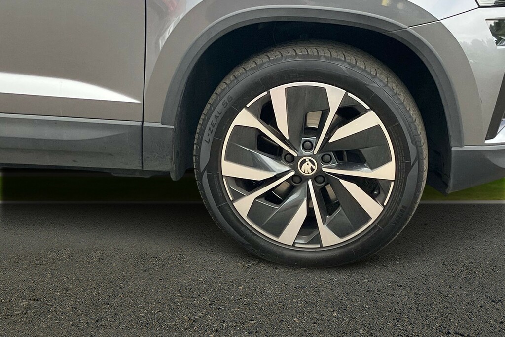 Skoda Karoq Se L Black #27