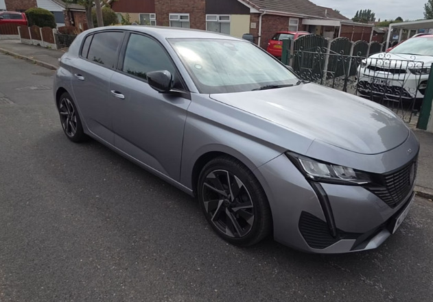 Peugeot 308 1.2 Puretech Allure Premium Eat8 Grey #2