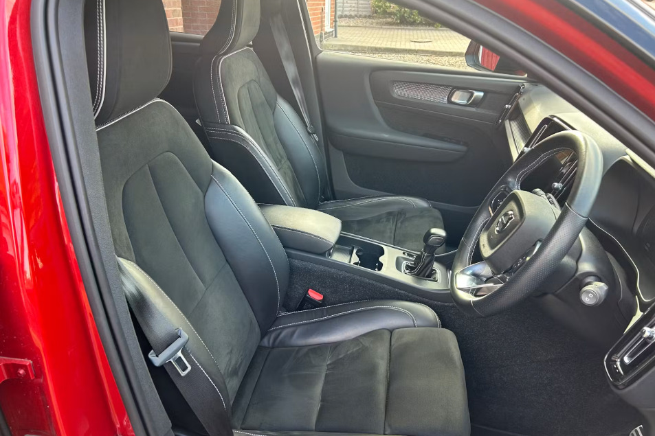 Volvo XC40 T3 R-design Suv Black #5