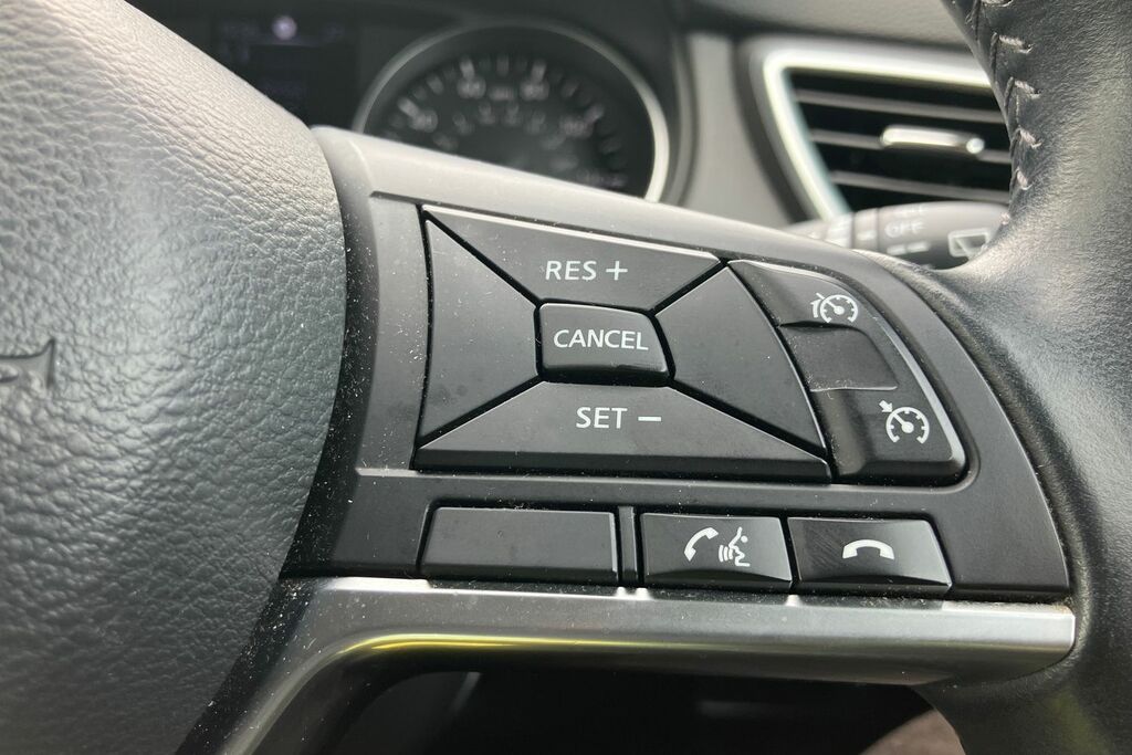 Nissan Qashqai Black #16
