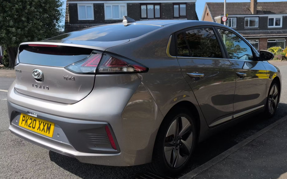 Hyundai Ioniq 1.6 Gdi Hybrid Premium Se Dct Grey #2