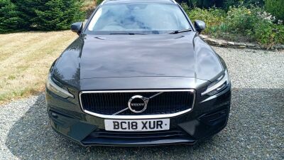 Volvo V60 2.0 D4 190 Momentum Pro Grey