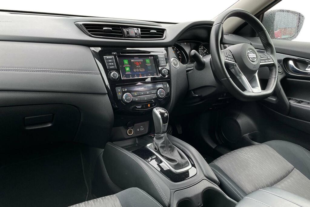 Nissan X-Trail 1.3 Dig-t 158 N-connecta Dct Red #4