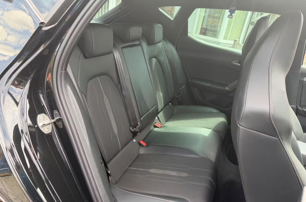 Cupra Leon 2.0 Tsi 300 Vz2 Dsg Black #6