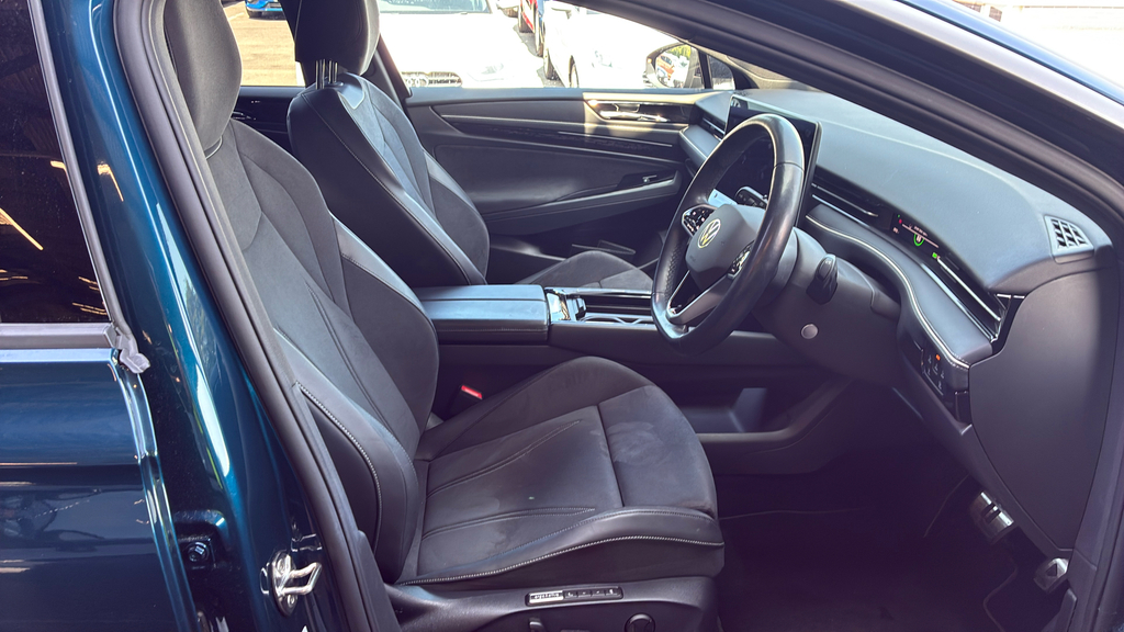 Volkswagen ID.7 210Kw Match Pro S 86Kwh Blue #6