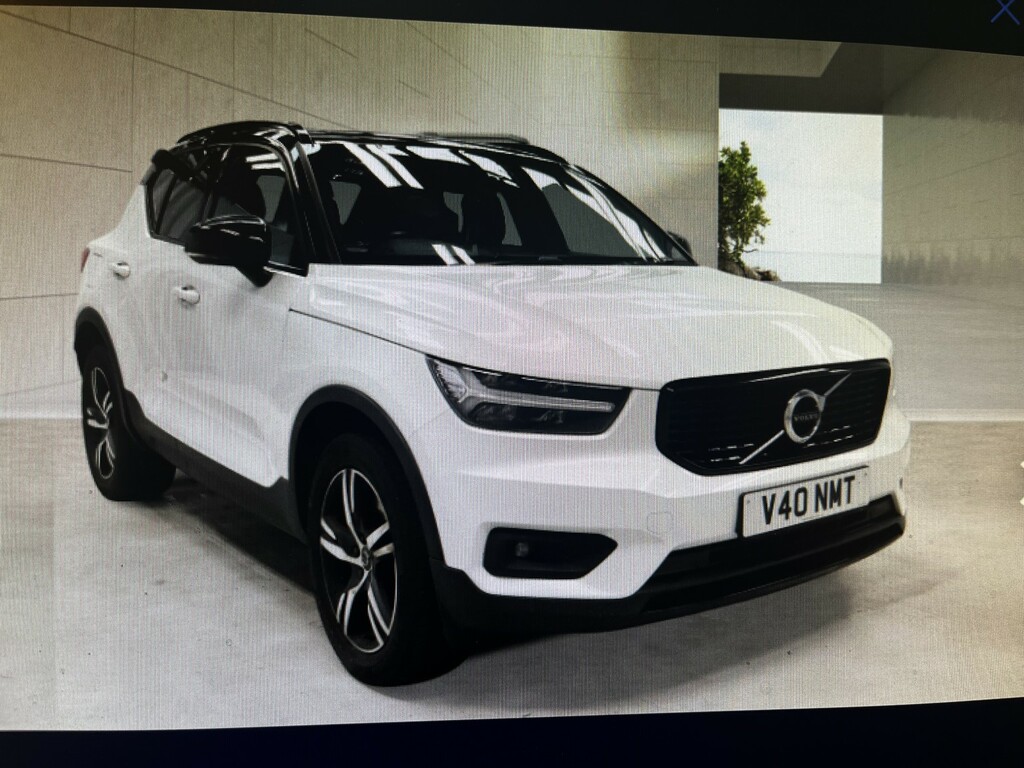 Volvo XC40 2.0 R-design D4 Awd,sat Nav,pan Roof,fsh White