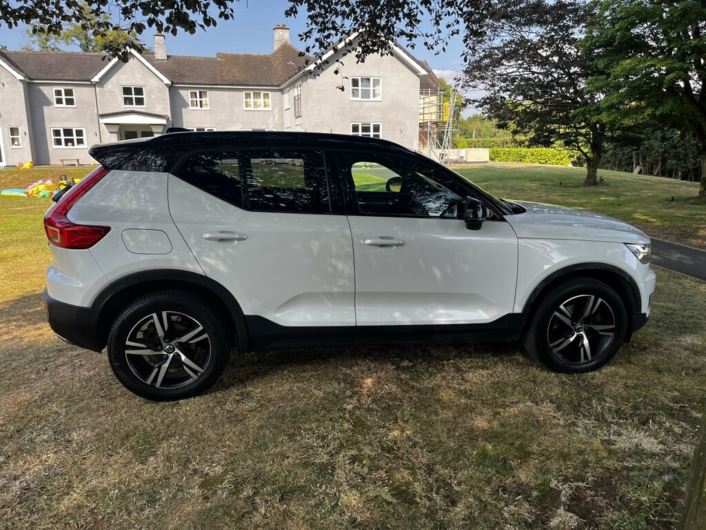 Volvo XC40 Suv 2.0 R-design D4 1St Edition Awd,sat Nav,pan Ro V40NMT White #6