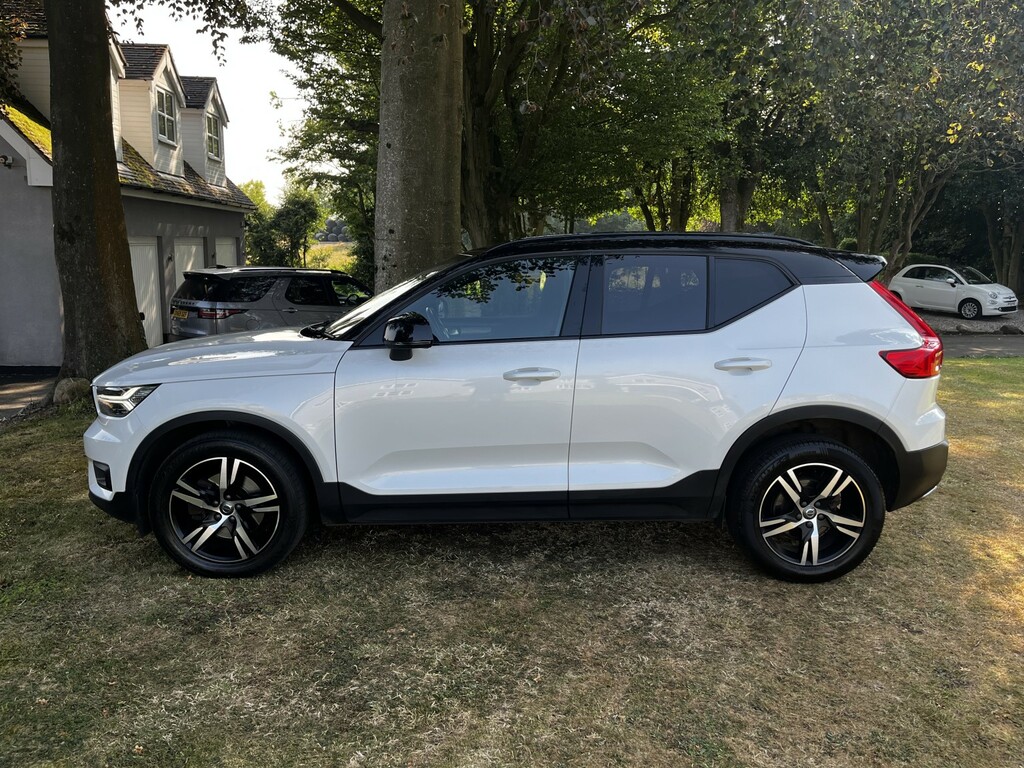 Volvo XC40 Suv 2.0 R-design D4 1St Edition Awd,sat Nav,pan Ro V40NMT White #5