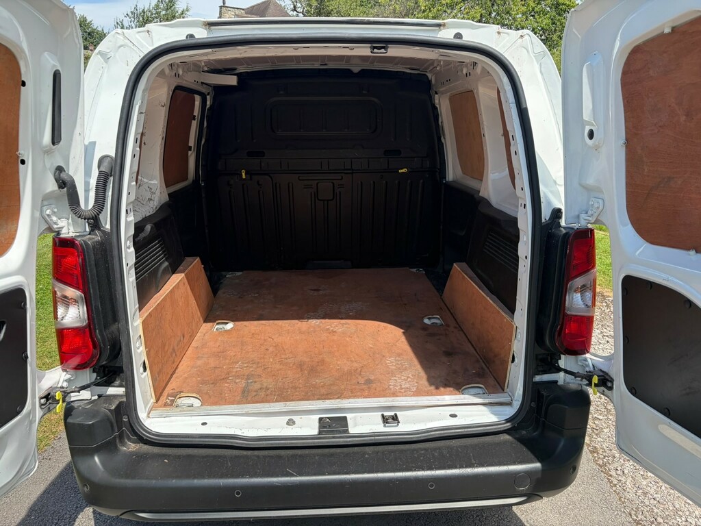 Citroen Berlingo 1.5 Bluehdi 1000 Enterprise M Pro White #5