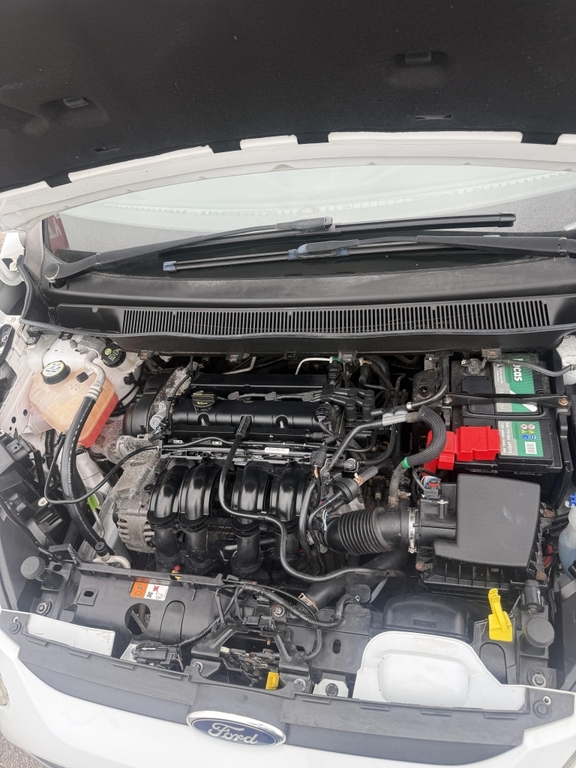 Ford B-Max 1.0T Ecoboost Zetec Euro 5 Red #14