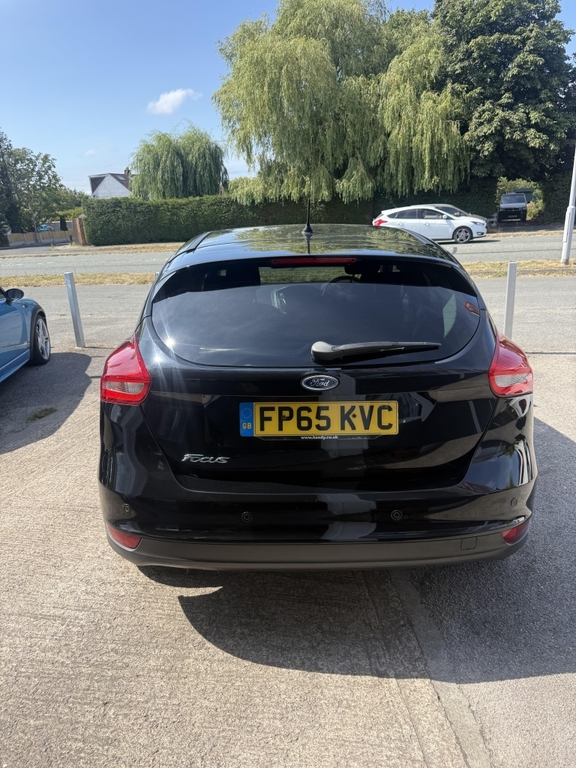 Ford Focus 1.5 Titanium Tdci Black #4