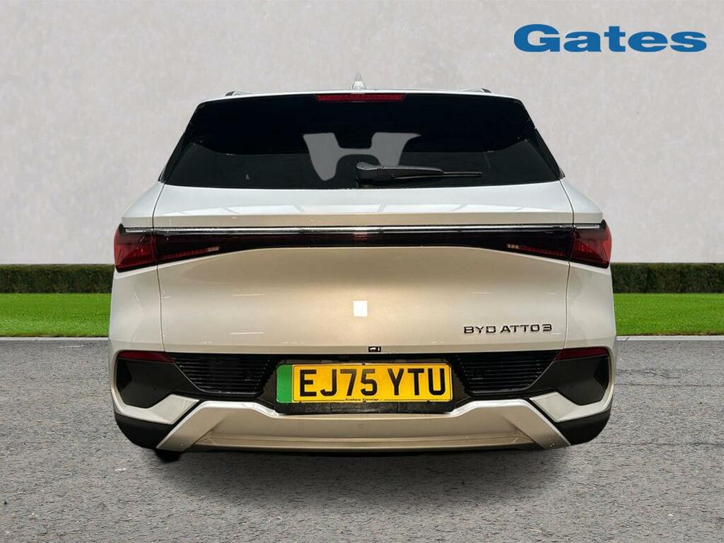 Byd Atto 3 Byd Atto 3 Design 150Kw 60Kwh EJ75YTU White #6