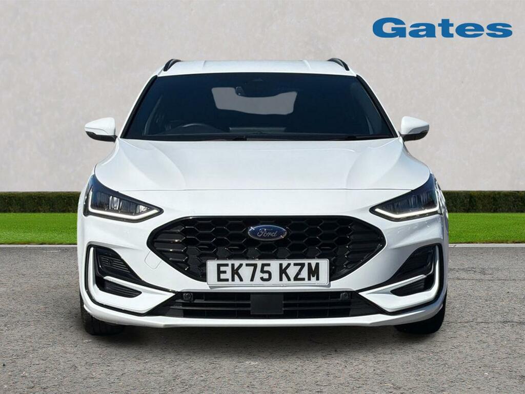 Ford Focus Focus Estate St-line 1.0 Mhev 155Ps EK75KZM White #2