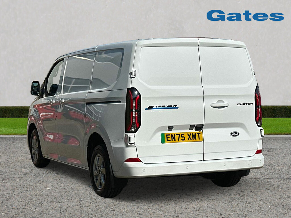 Ford Transit Custom Transit Custom 320 Swb Limited 65Kwh 100Kw 136Ps EN75XMT White #6