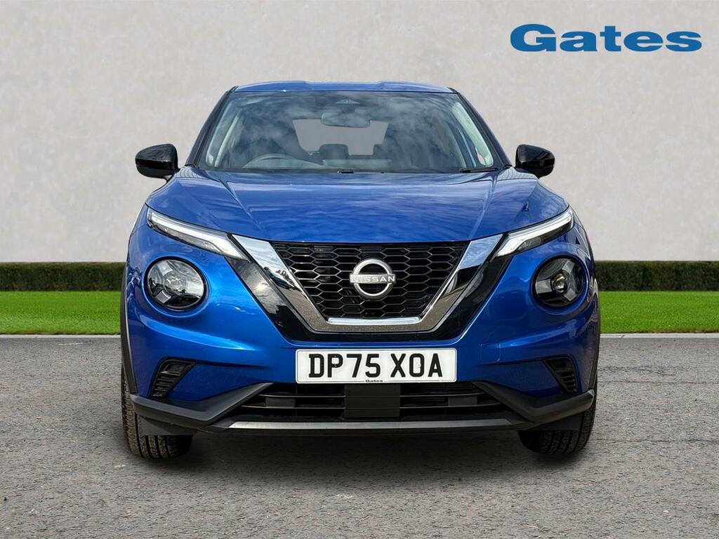 Nissan Juke Nissan Juke Acenta Premium 1.0 Dig-t DP75XOA Black #2
