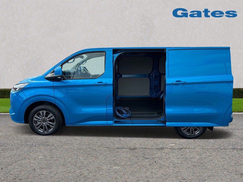 Ford Transit Custom Transit Custom 320 Swb Limited 65Kwh 160Kw 218Ps AK25DTX Blue #5