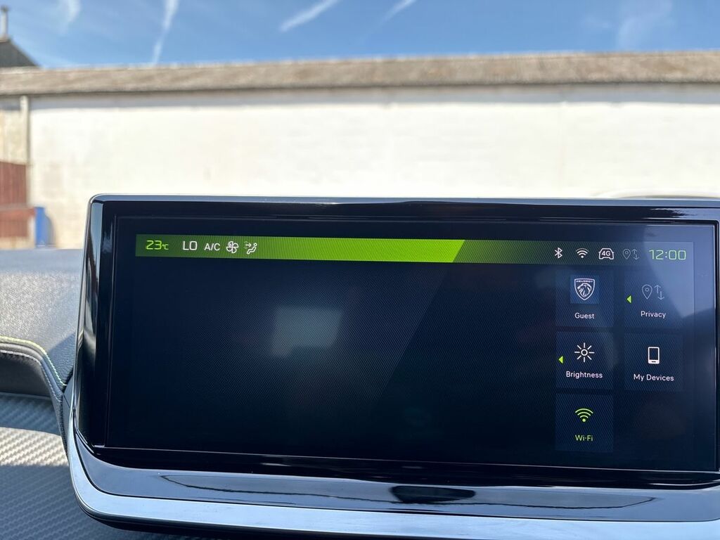 Peugeot 208 1.2 Hybrid 100 Allure E-dsc6 Grey #19