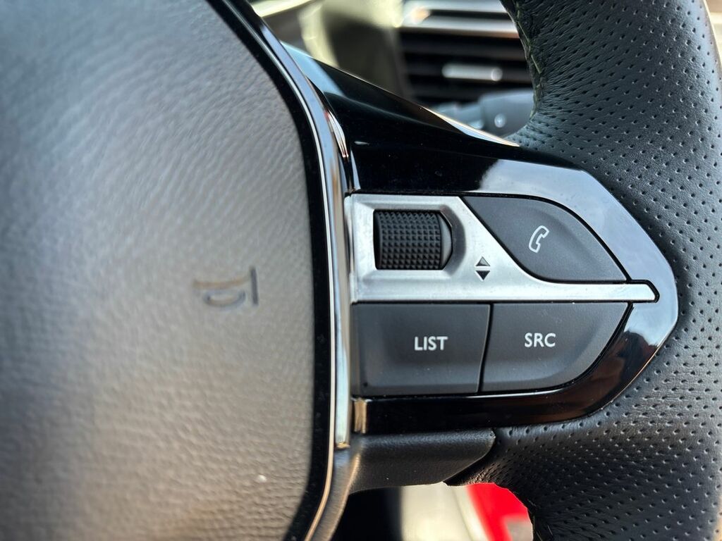 Peugeot 208 1.2 Hybrid 100 Allure E-dsc6 Grey #27