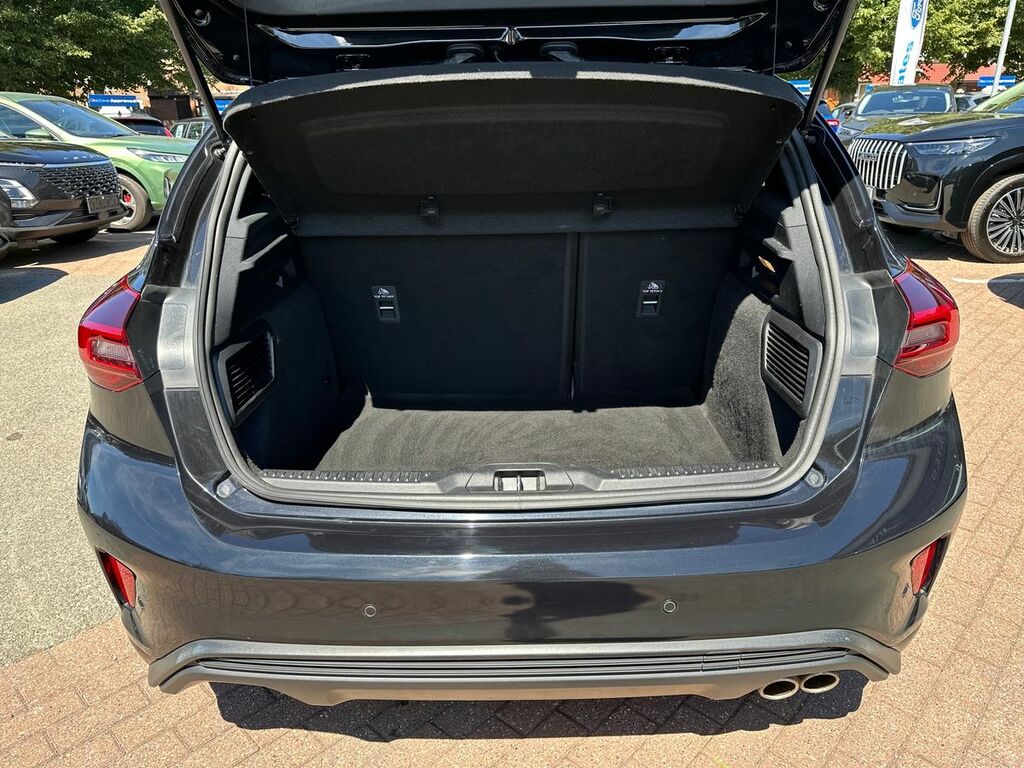 Ford Focus 2.3 Ecoboost St 2023 Green #34
