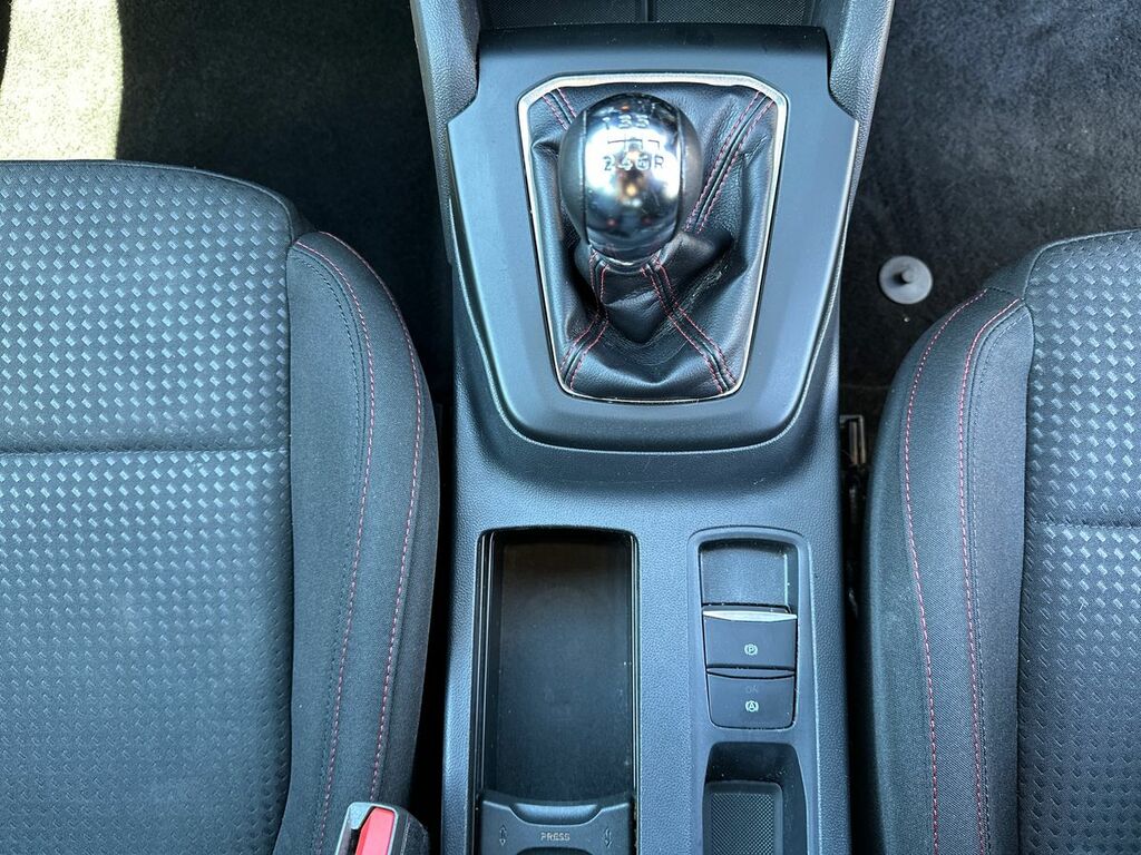 Ford Focus 2.3 Ecoboost St 2023 Green #28