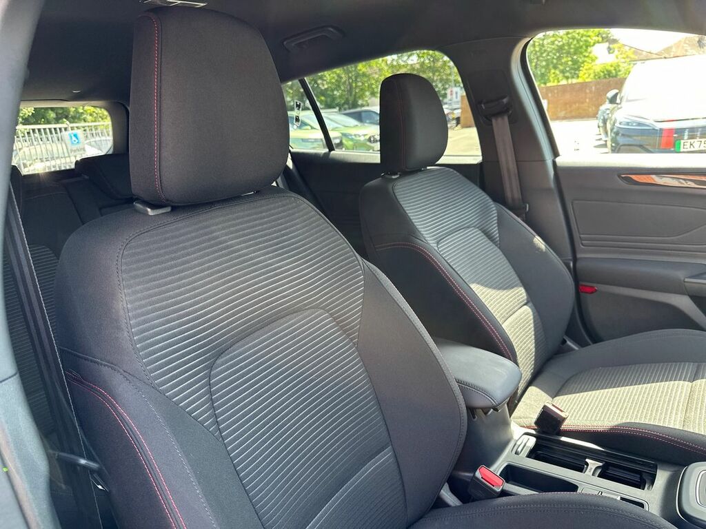 Ford Focus 1.0 125Ps Active X En74bwb Black #12