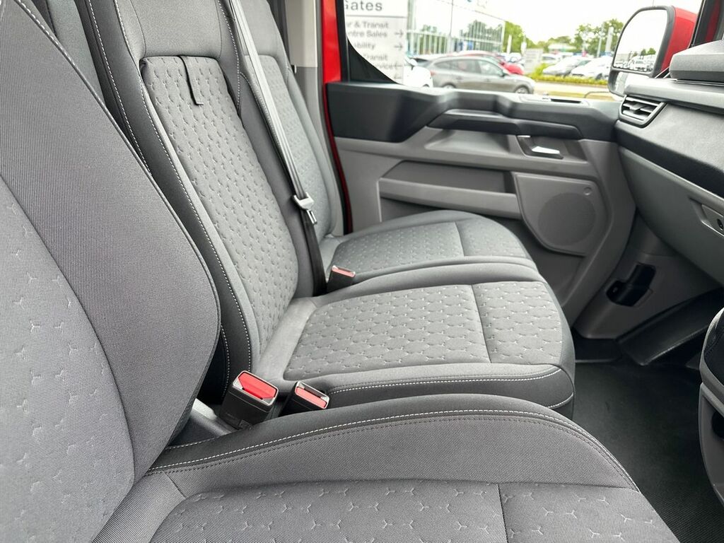 Ford Transit Custom 2.5 320 Duratec 11.8Kwh Limited Panel Van Petr Grey #32