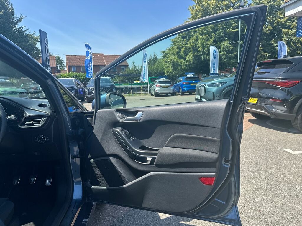 Ford Fiesta Zetec Blue #35