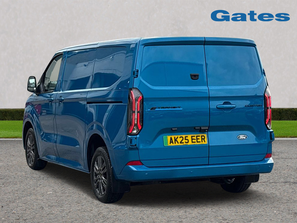 Ford Transit Custom Transit Custom 320 Swb Limited 65Kwh 100Kw 136Ps AK25EER Blue #6