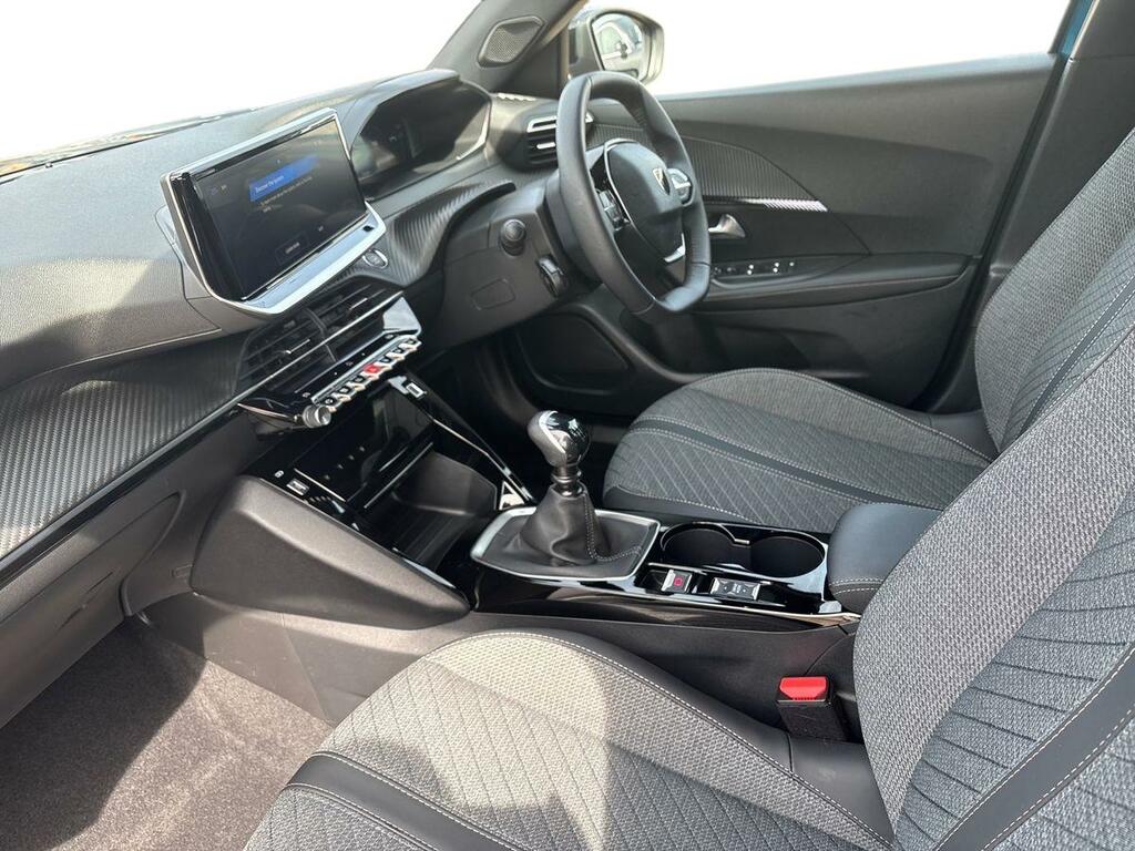 Peugeot 2008 Gt Red #11