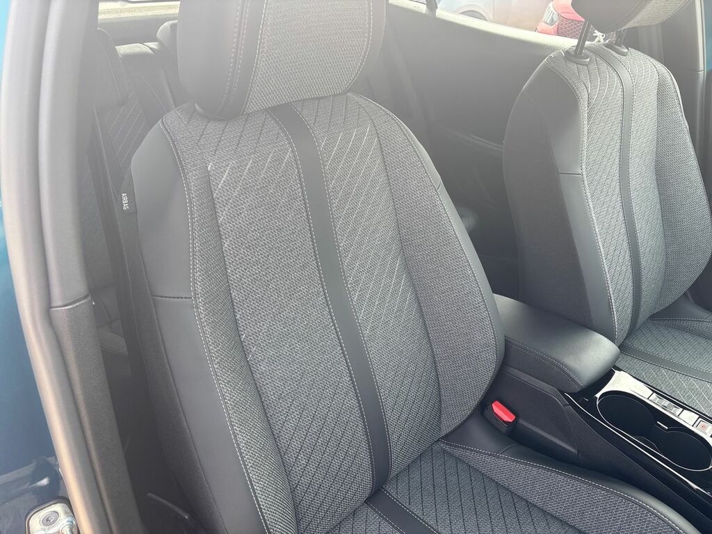 Peugeot 2008 Gt Red #12