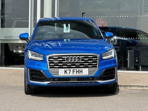 Audi Q2 Tdi Quattro S Blue #3