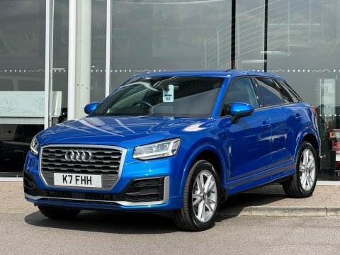 Audi Q2 Tdi Quattro S Blue #4