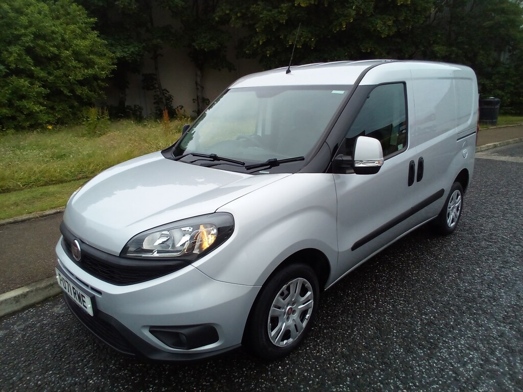 Fiat Doblo Panel Van Doblo Cargo 1.3 Multijet Ii 95 Hp Tecnic Silver