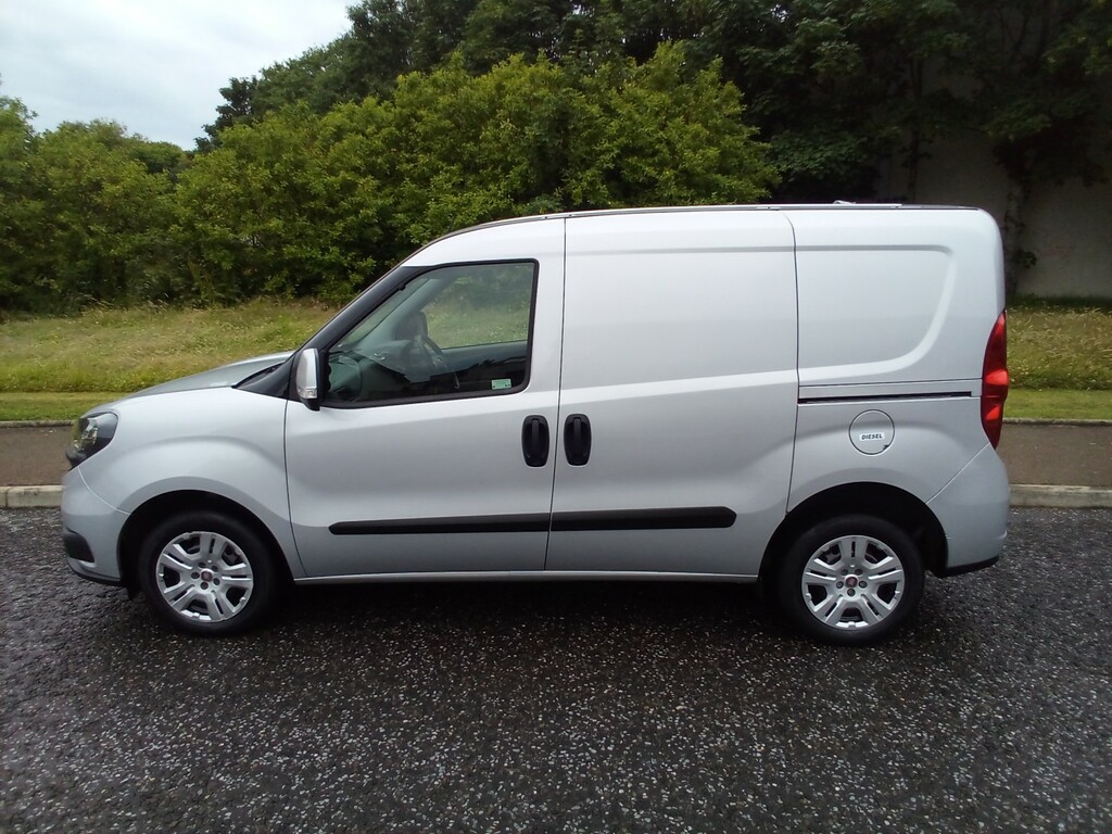 Fiat Doblo Panel Van Doblo Cargo 1.3 Multijet Ii 95 Hp Tecnic Silver #5