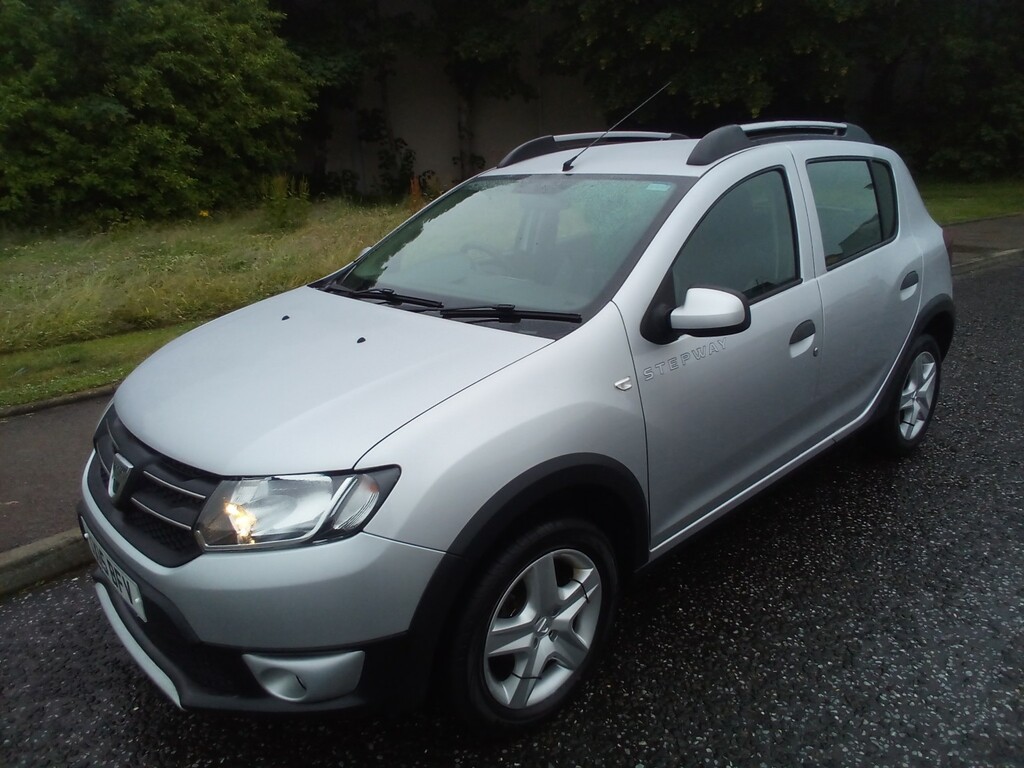 Dacia Sandero Stepway Hatchback Stepway Laureate 1.5 Dci 90 201515 Silver #3
