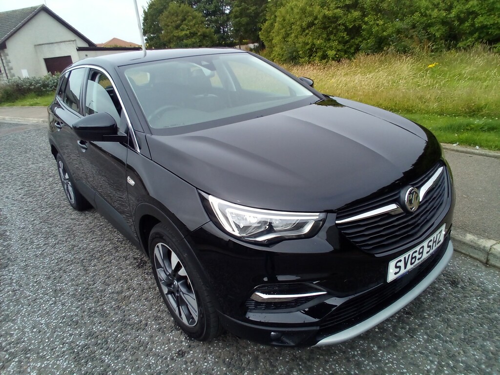 Vauxhall Grandland X 1.2 Turbo Sport Nav Black #3