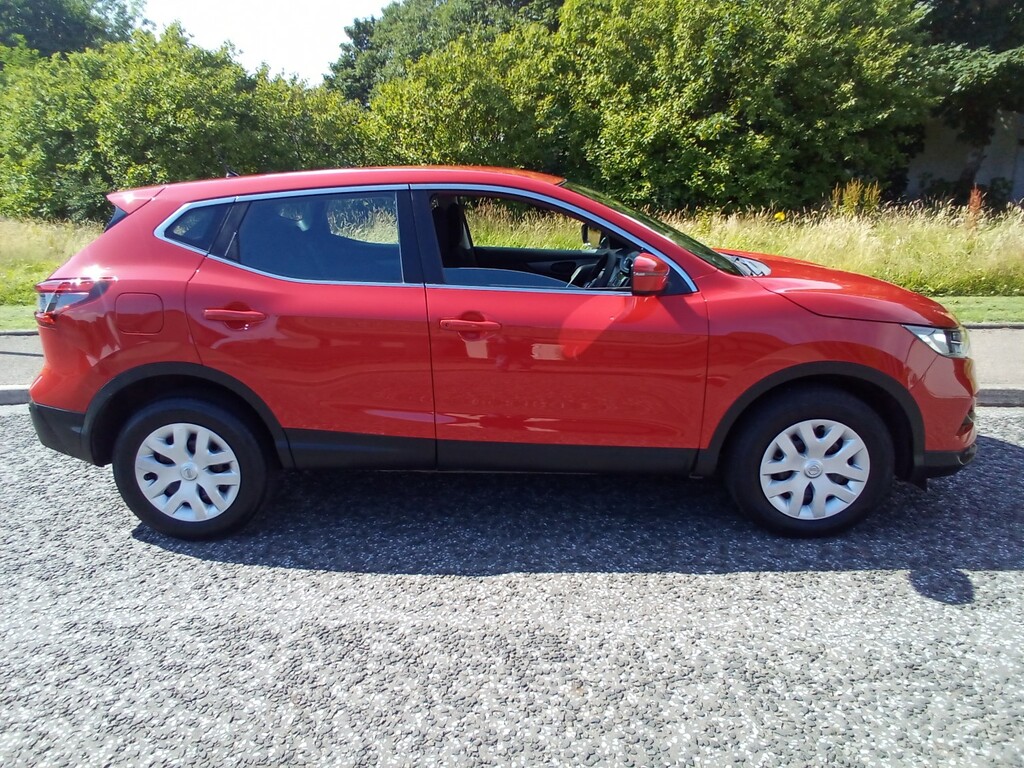 Nissan Qashqai Suv 1.3 Dig-t Visia 201919 NH19GDJ Red #4