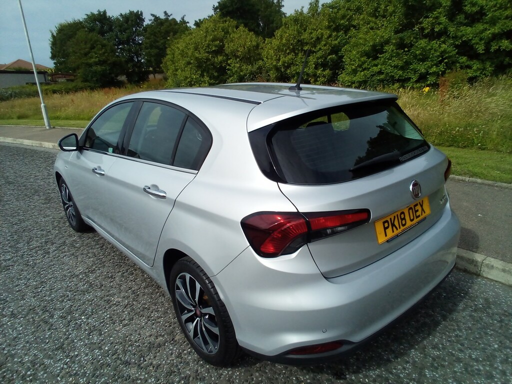Fiat Tipo Tipo 1.4 95Hp Lounge Hatchback Silver #6
