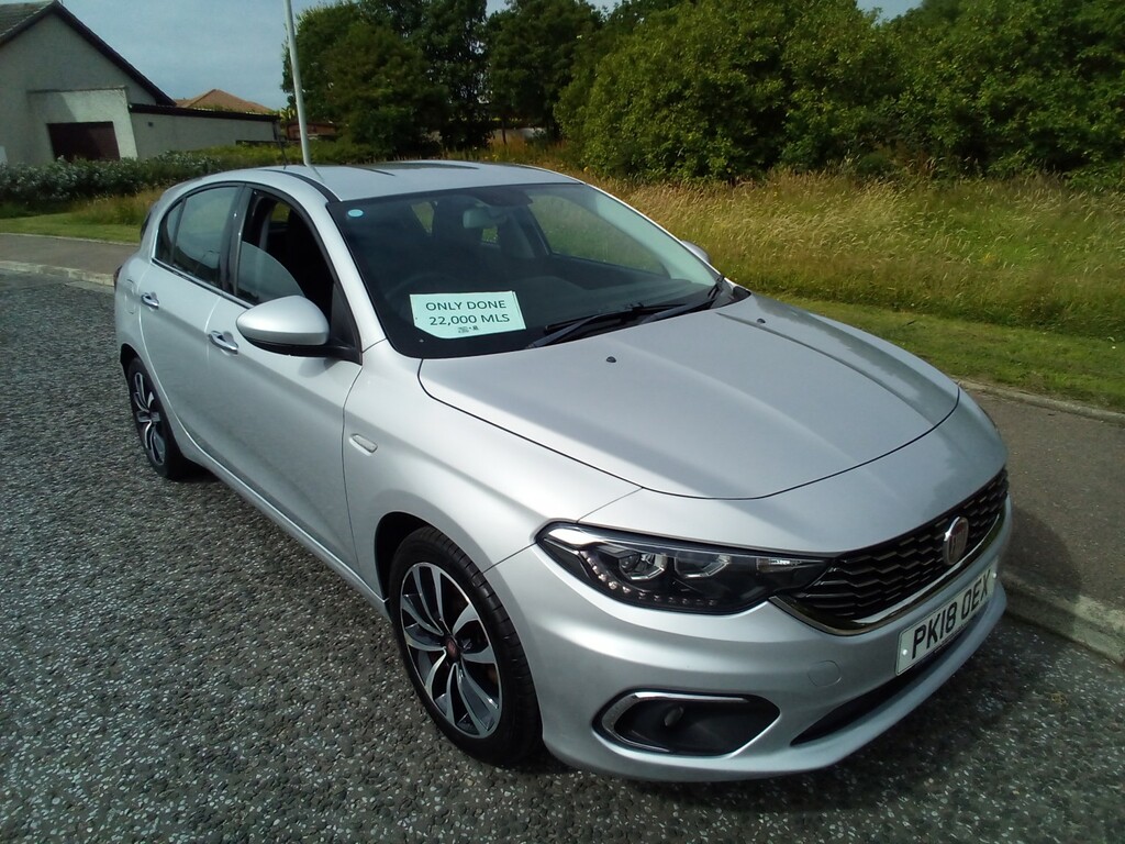Fiat Tipo Tipo 1.4 95Hp Lounge Hatchback Silver #3